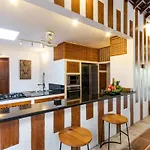 La Villa Des Sens